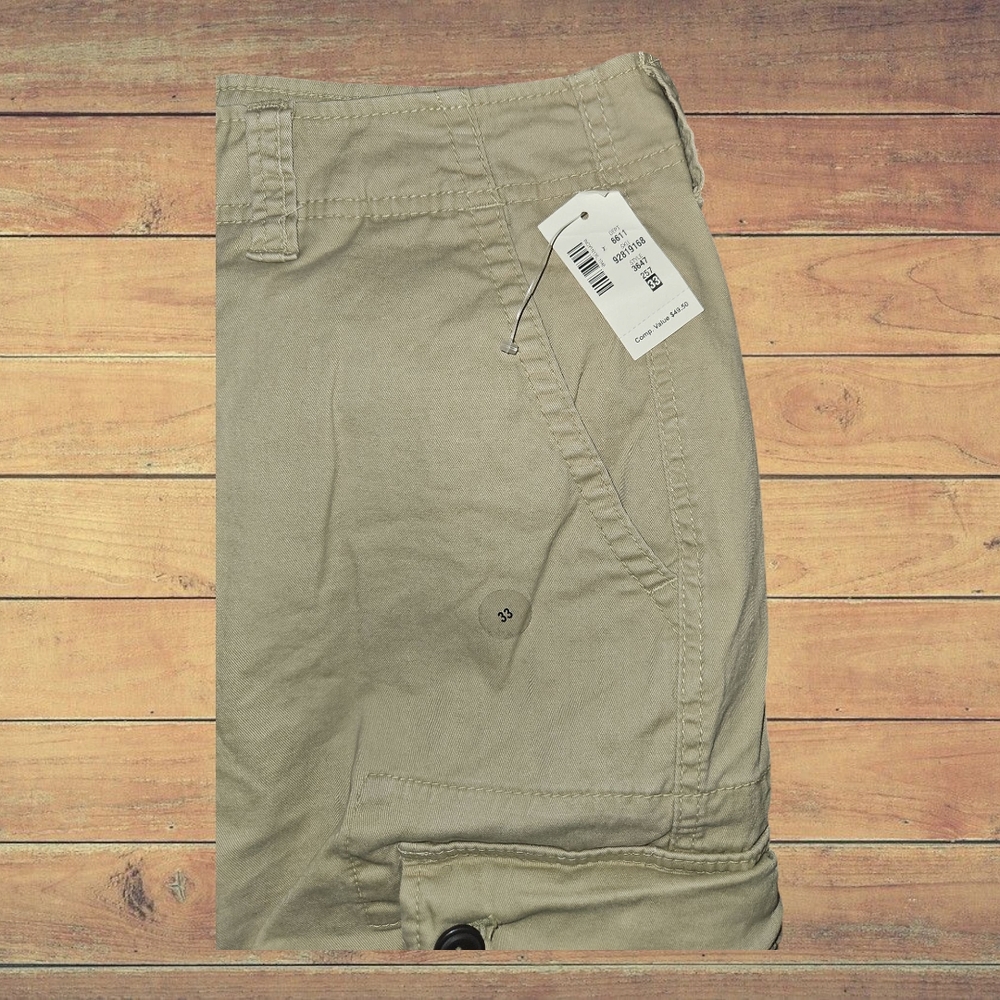 AERO Olive Green Cargo Shorts with Durable Fabric and Relaxed Fit - Picture 2 of 4